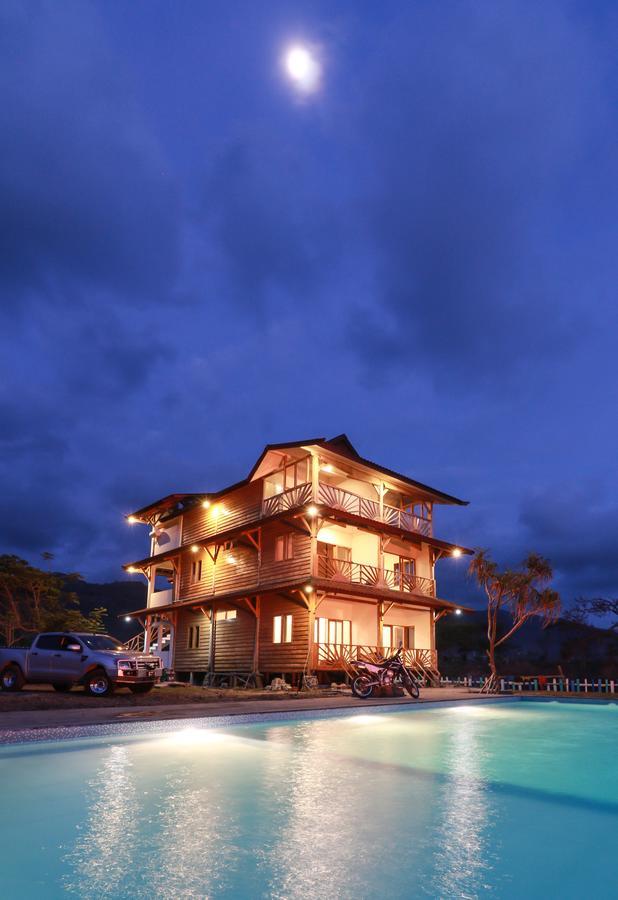 The Tree House Sumbawa Hotel Huu Ngoại thất bức ảnh